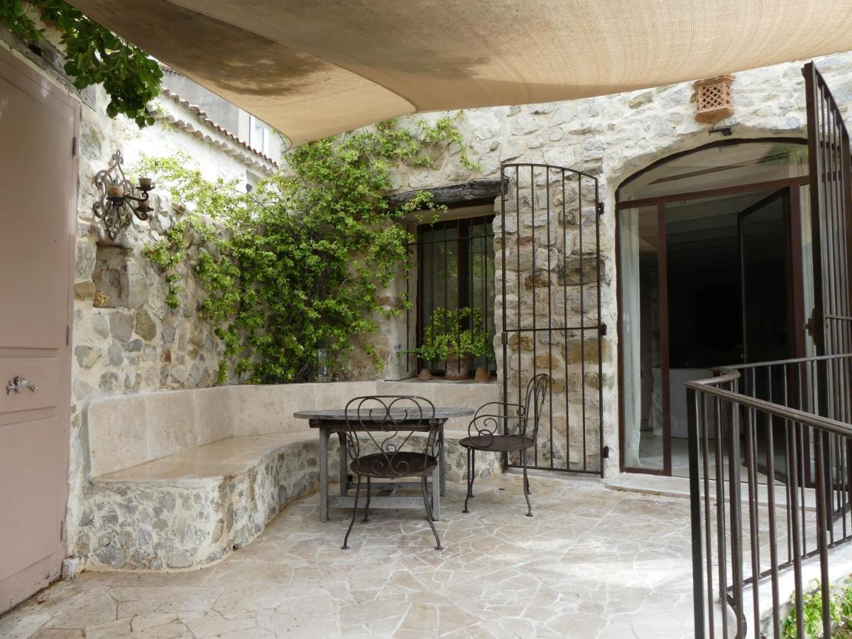 Les Vieux Murs Montfort  Dış mekan fotoğraf